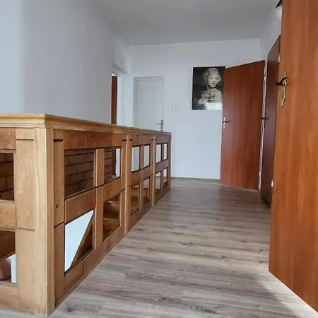 La Casa De Roland *