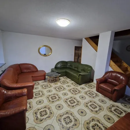 La Casa De Roland * Vělička